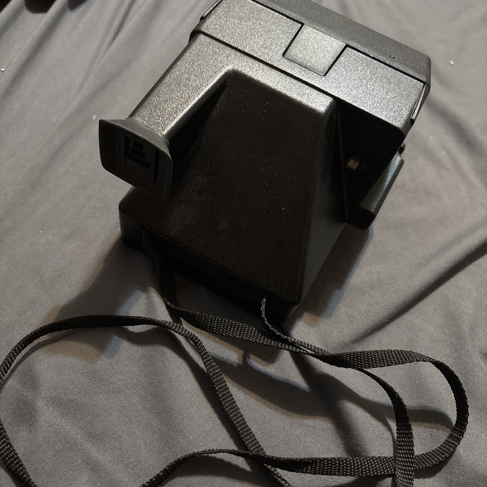 Polaroid Supercolor 635CL Instant Film Camera - Black UNTESTED
